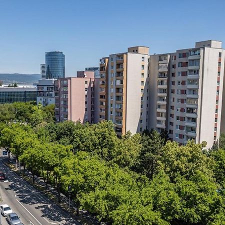 2 Room Apartment With Terrace, New Building, Jegeho Pressburg Exterior foto